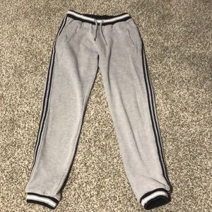 Girls grey jogger pants